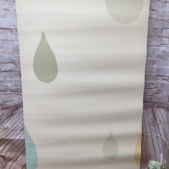 Yoga Mat Very Sarie Rainy Days 24”x72” - Picture 4 of 8